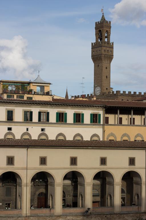 Ponte Vecchio Luxury II Apartment Florence Room photo